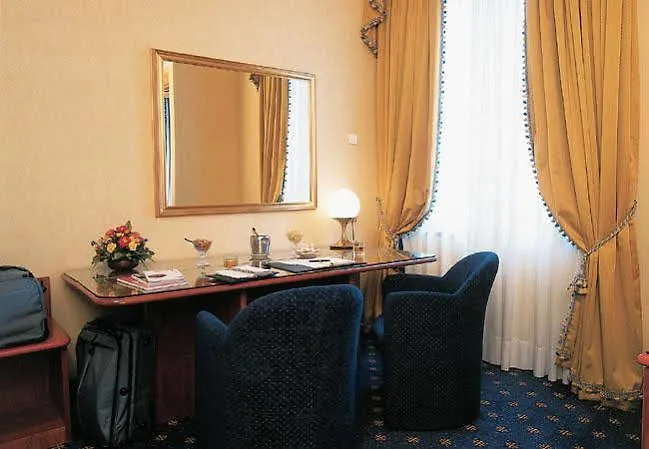 Hotel Lloyd Milan 4*,  Italy