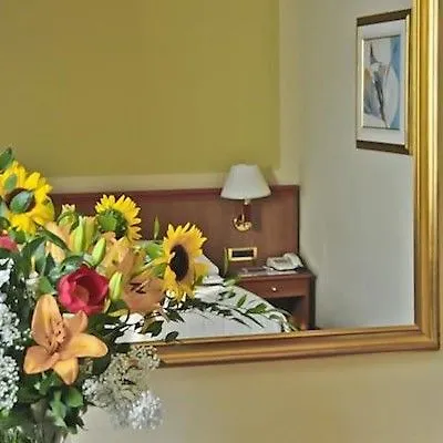 Hotel Lloyd Mailand 4*,  Italien