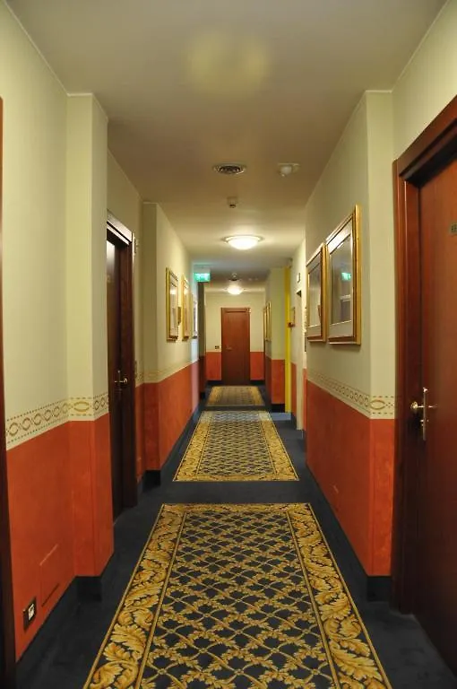 Hotel Lloyd Milan