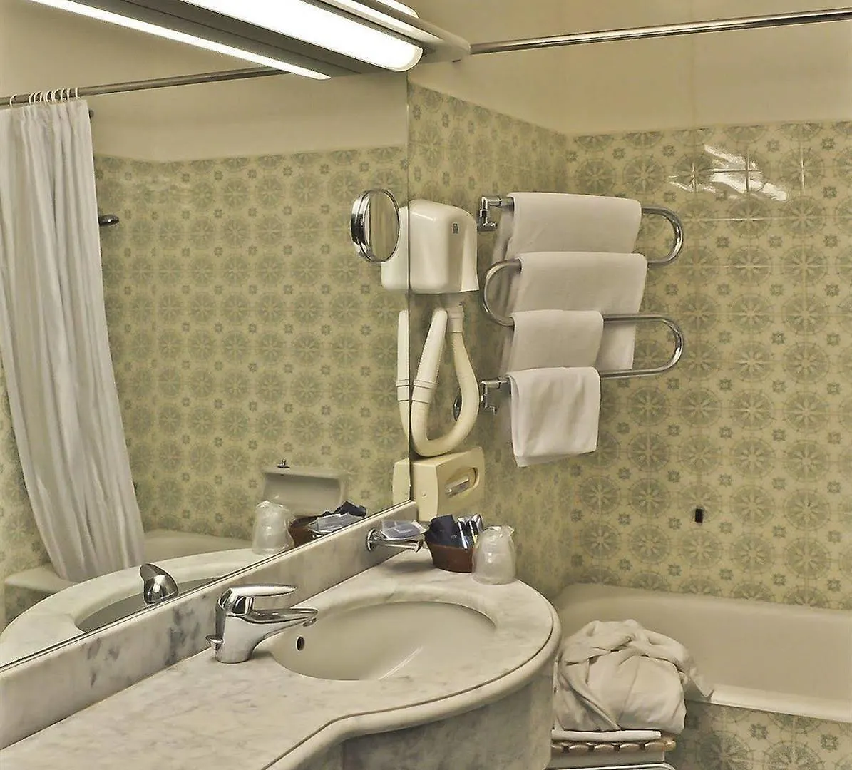 ****  Hotel Lloyd Milan Italy